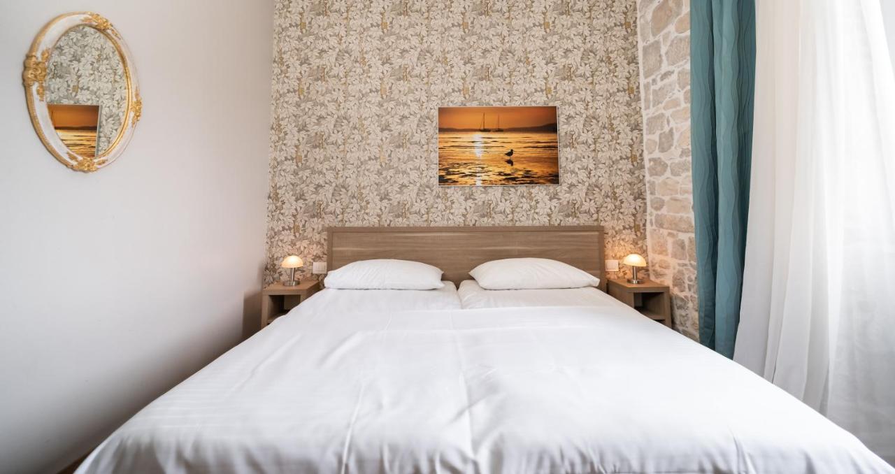 Tifani Luxury Rooms 2 Split Exterior foto